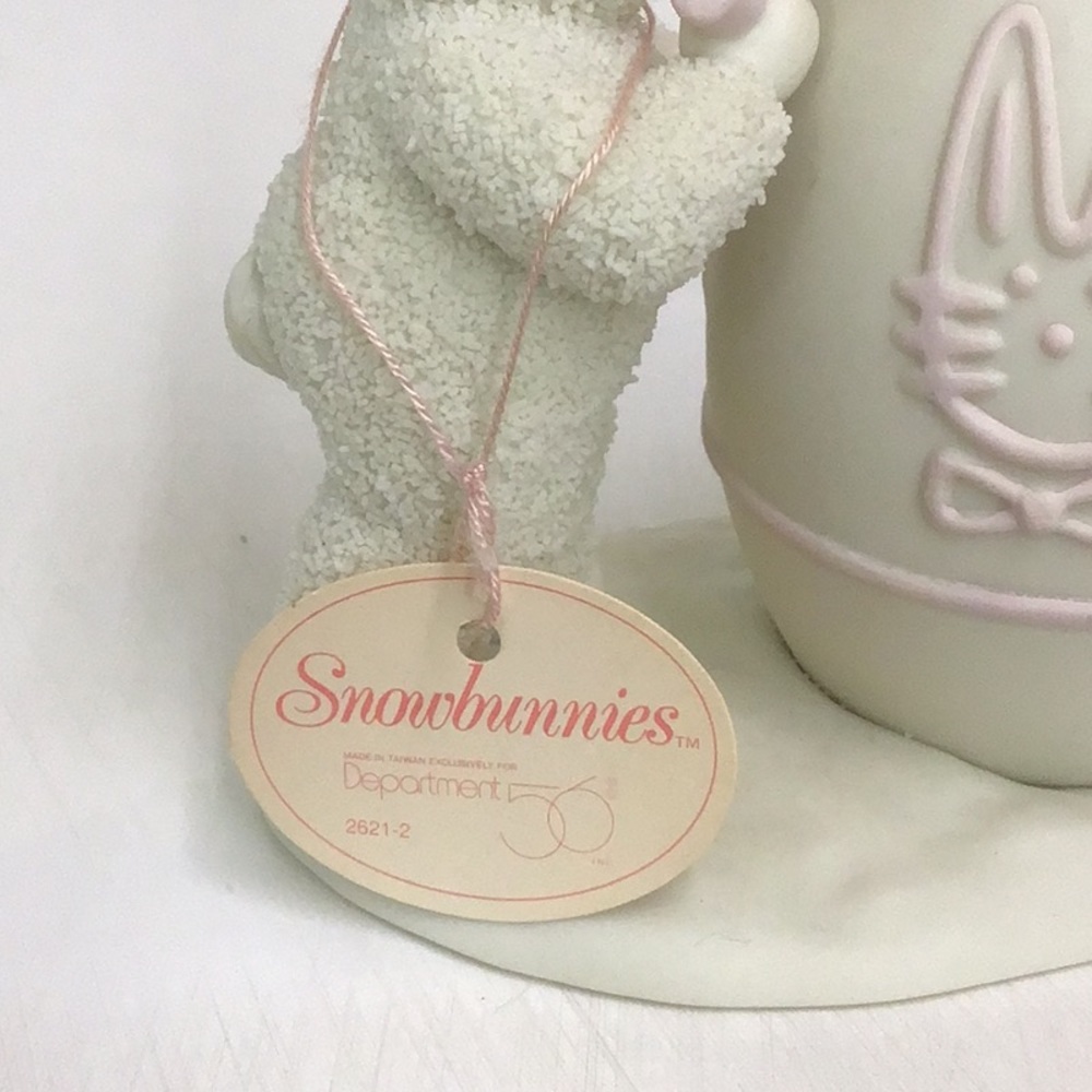 EASTER BUNNY BY SNOWBUNNIES DEPARTMENT 56 - Picture 6 of 8